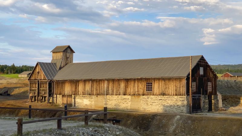 Barn Repair in Overland Park, KS